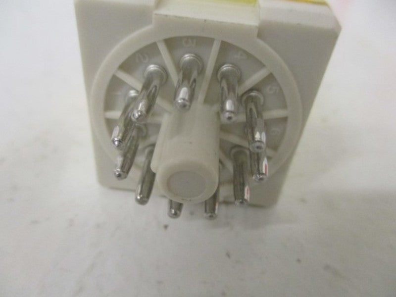 IDEC RR3PA-UL RELAY 24VAC * NEW NO BOX *