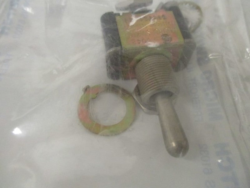 MICROSWITCH 511TS1-21 TWO POSITION AIRCRAFT MICROSWITCH * NEW IN FACTORY BAG *