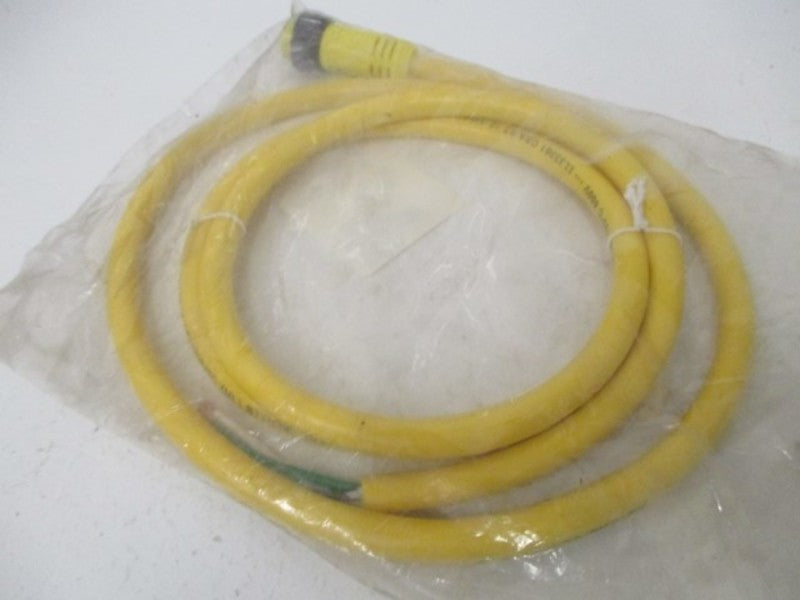 BRAD HARRISON 103002A01F060 MALE STRAIGHT 3 PIN PVC CORD * NEW IN FACTORY BAG *