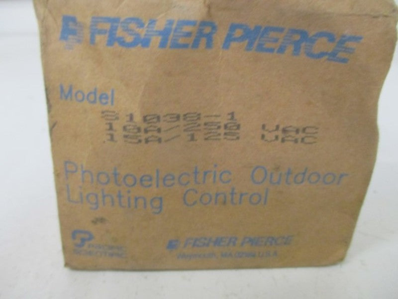 FISHER PIERCE S10381 PHOTOELECTRIC OUTDOOR LIGHTING CONTROL * NEW IN