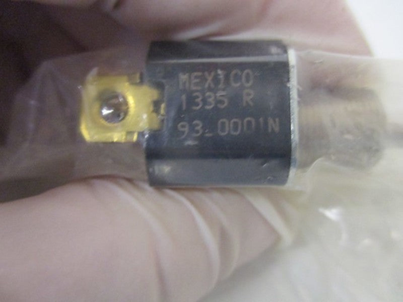 MCGILL 93_0001N TOGGLE SWITCH SPDT * NEW IN FACTORY BAG *