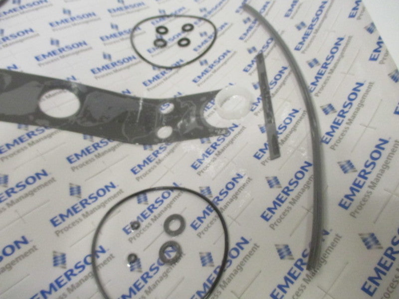 EMERSON 902.90.561 HYDRAULIC-PNEUMATICS REPAIR KIT * NEW IN ORIGINAL PACKAGE *