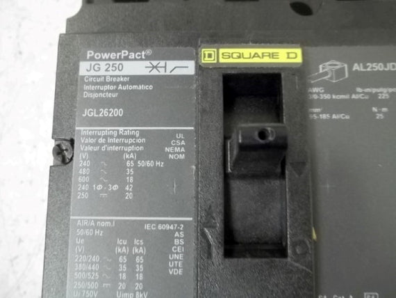 SQUARE D JGL26200 CIRCUIT BREAKER (DAMAGE BOX) * USED *
