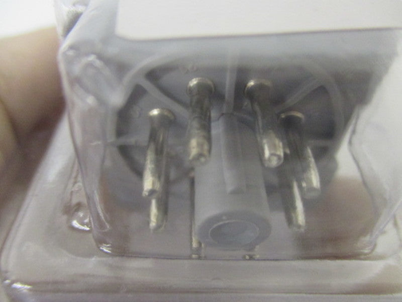 DAYTON 1EGY1 RELAY 120VAC * NEW IN ORIGINAL PACKAGE *