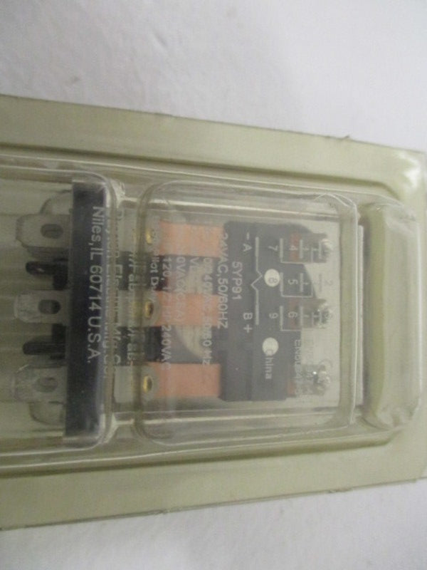 DAYTON 5YP91 RELAY 15A 24 VAC * NEW IN ORIGINAL PACKAGE *