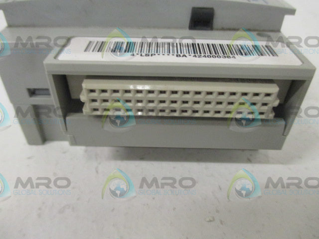 ALLEN BRADLEY MICROLOGIX 1500 1764-LSP SER. B F/W 4PROCESSOR UNIT * USED *