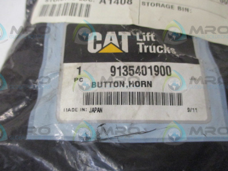 CAT 9135401900 HORN BUTTON * NEW IN FACTORY BAG *