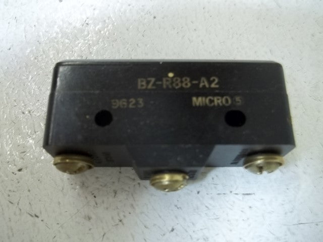 LOT OF 5 MICROSWITCH BZ-R88-A2 SNAP ACITON SWITCH *USED*