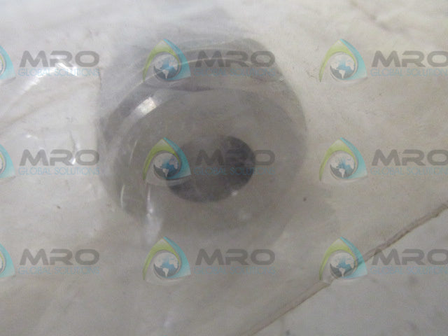 IFM EFECTOR E40107 ADAPTER * NEW IN FACTORY BAG *