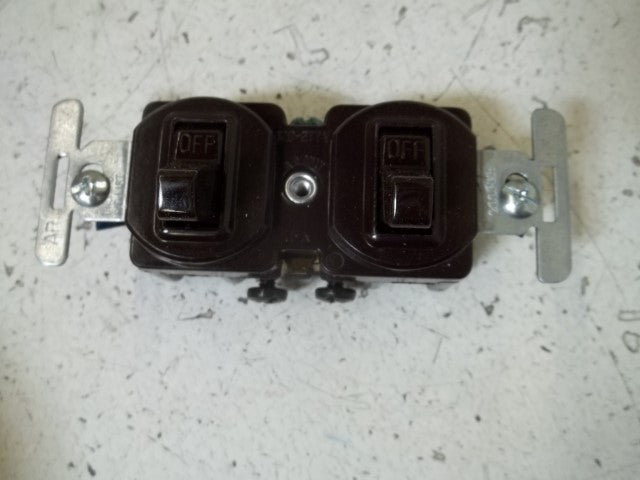 LOT OF 3 BRYANT 6400 TWO SINGLE POLE SWITCHES *NEW IN BOX*