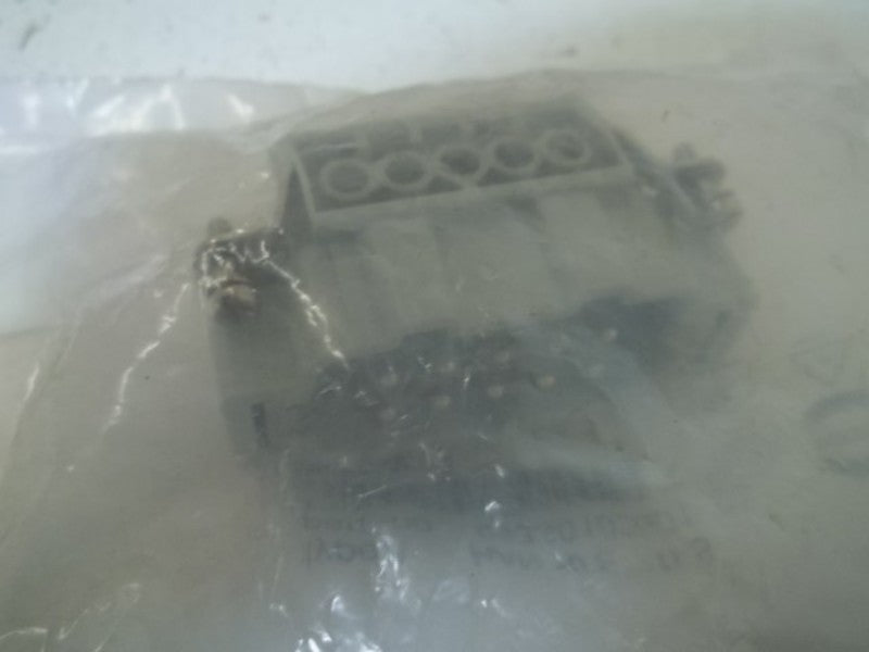 HARTING HAN10E-STI-S MALE CONNECTOR * NEW IN FACTORY BAG *