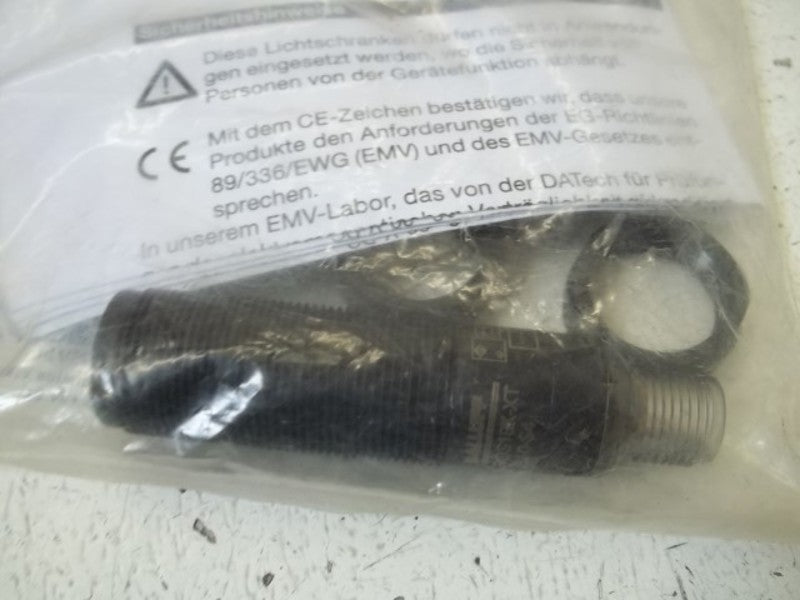 BALLUFF BOS 18K-XT-IS10-S4 PHOTOELECTRIC SENSOR * NEW IN FACTORY BAG *