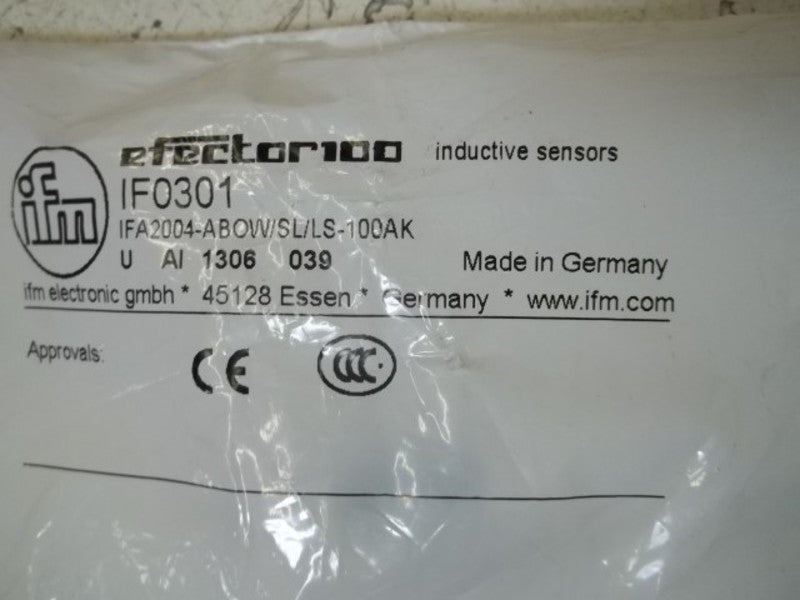 IFM EFECTOR IF0301 INDUCTIVE PROXIMITY SENSOR * NEW IN A FACTORY BAG *