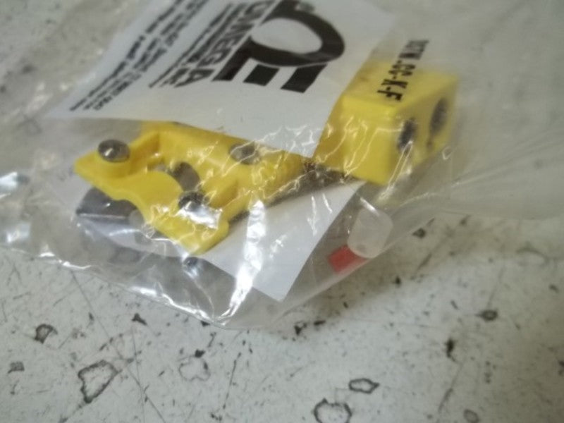 OMEGA OSTW-CC-K-F THERMOCOUPLE CONNECTOR W/CABLE CLAMP * NEW IN FACTORY BAG *