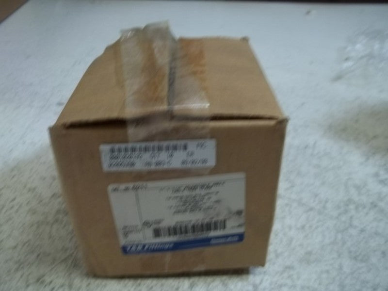 LOT OF 10 THOMAS & BETTS 6211 ADJUSTABLE CABLE TRAY CLAMP *NEW IN BOX*