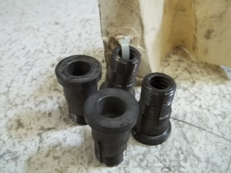 LOT OF 4 DRESSER 0954A07B THREADED BUSHING *USED*
