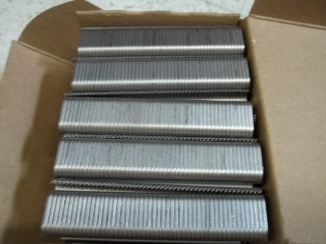 LOT OF 2500 STANLEY 616SS50 C-RING FASTENERS *NEW IN BOX*