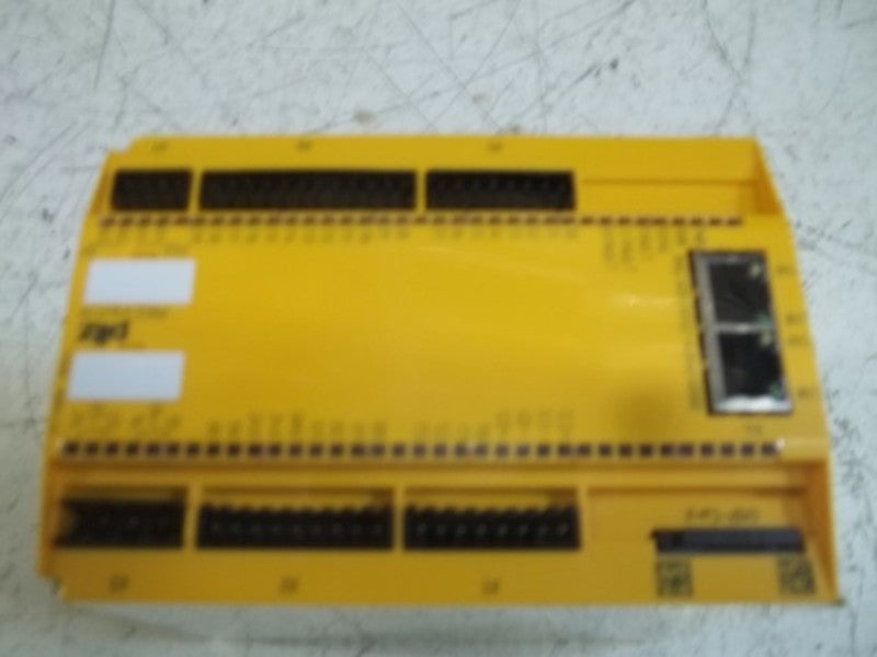 PILZ PNOZM1PETH SAFETY RELAY * NEW IN ORIGINAL PACKAGE *