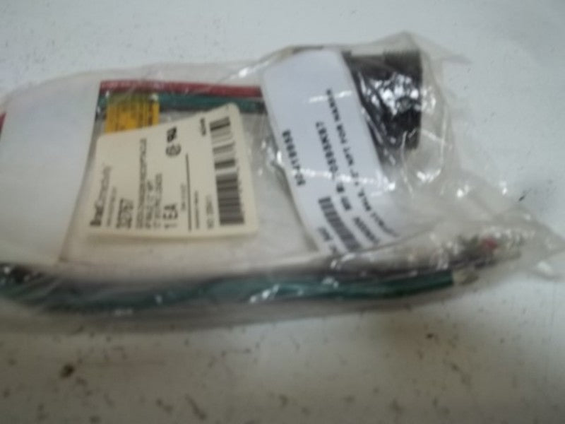BRAD CONNECTIVITY 32767 RECEPTACLE * NEW IN A BAG *