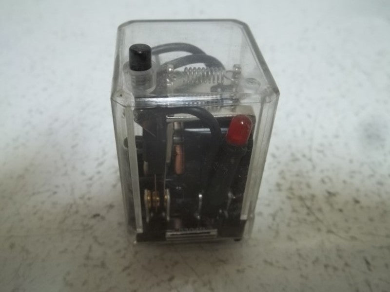 LOT OF 2 DAYTON 5YP99 RELAY 120 VAC 15AMP *USED*