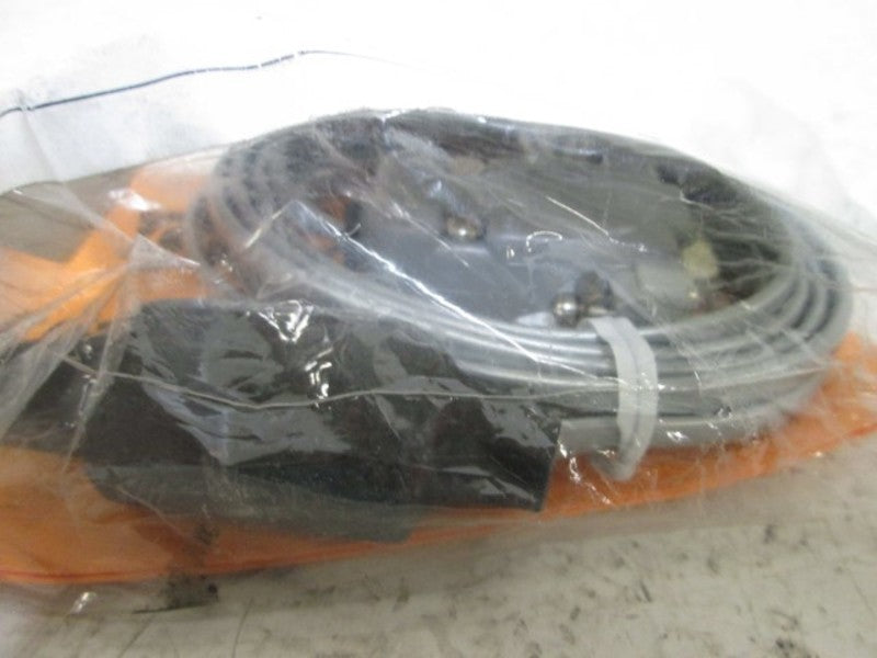 BRADY PCCABLE-1 COMMUNICATIONS CABLE * NEW IN A BAG *