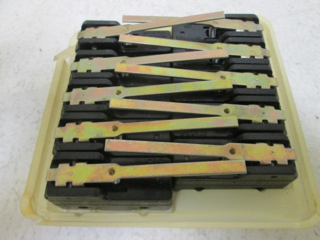 LOT OF 10 MICROSWITCH BZ-2RW8244-A2 SNAP ACTION BASIC SWITCH *NEW IN BOX*