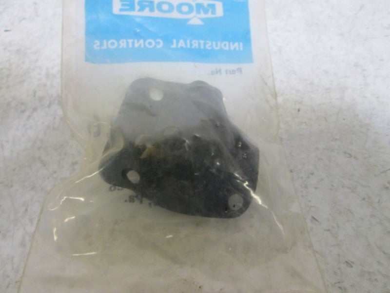 MOORE 12372-116 DIAPHRAGM ASSEMBLY * NEW IN A BAG *