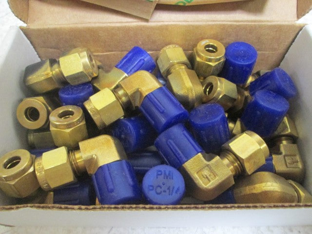 LOT OF 20 PARKER 4-4 CBZ-B MALE ELBOW BRASS 1/4" *NEW IN BOX*