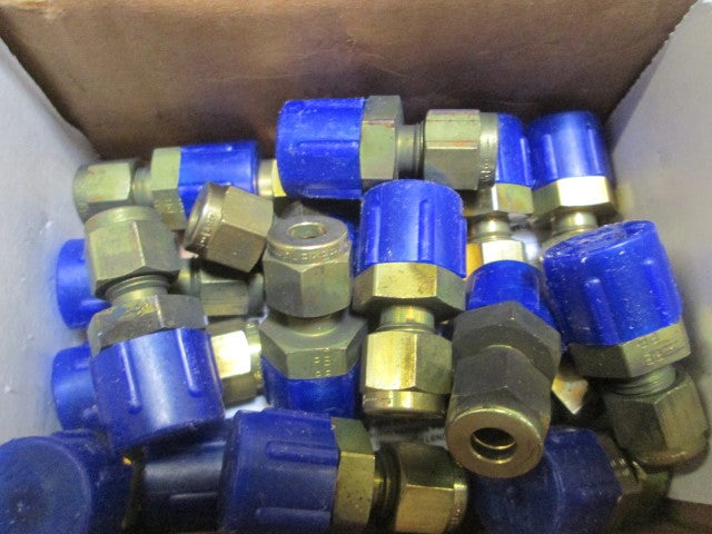 LOT OF 19 PARKER 4-6 FBZ-B CPI BRASS MALE CONNECTOR 1/4" *NEW IN BOX*
