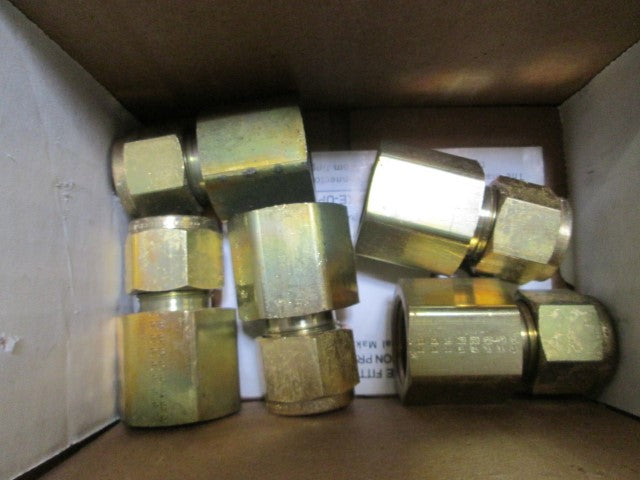 LOT OF 5 PARKER 8-8 GBZ-B FEMALE CONNECTOR BRASS *NEW IN BOX*