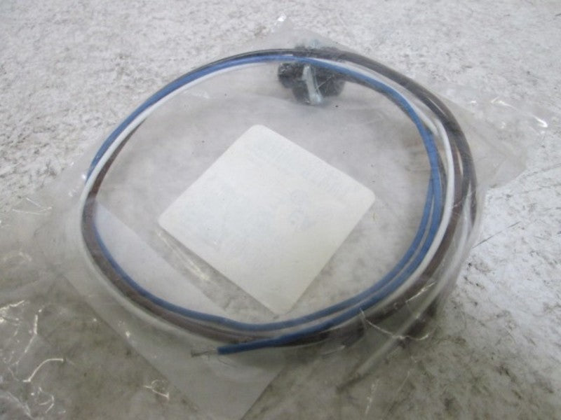 BRAD HARRISON 8R4006A16M005 MICRO-CHANGE 4-POLE MALE * NEW IN A BAG *