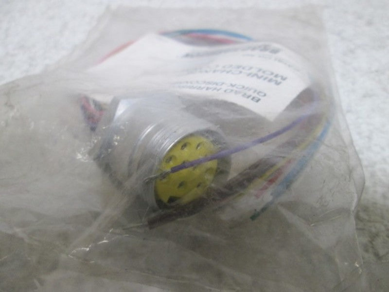 BRAD HARRISON 47256+ MINI-CHANGE MOLDED CONNECTOR * NEW IN A BAG *