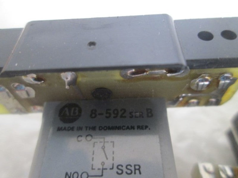 LOT OF 2 ALLEN BRADLEY 8-592 SER B PLUG IN MODULE *USED*