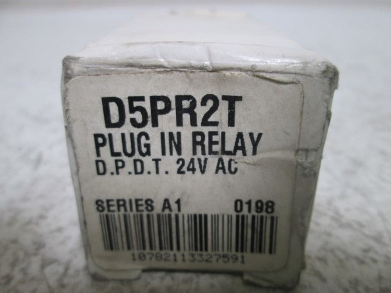 LOT OF 2 D5PR2T RELAY 24VAC *NEW IN BOX*