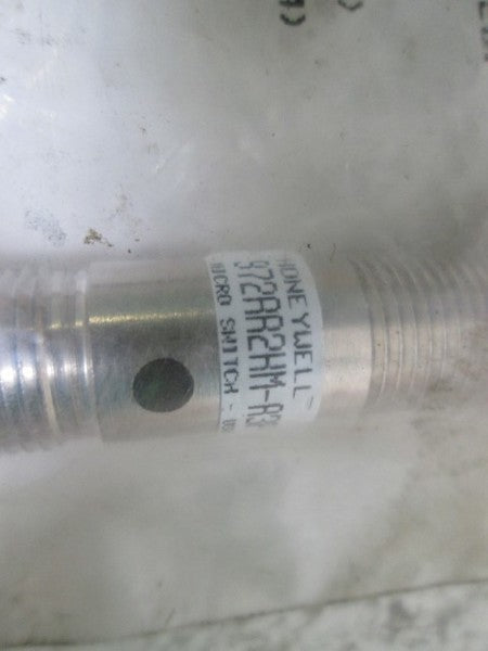 HONEYWELL 972AA2HM-A3P-L PROXIMTIY SWITCH W/QD * NEW IN A BAG *