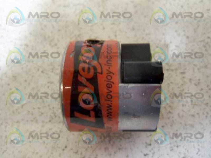 LOT OF 12 LOVEJOY L-070 HUB 5/8 *NEW NO BOX*