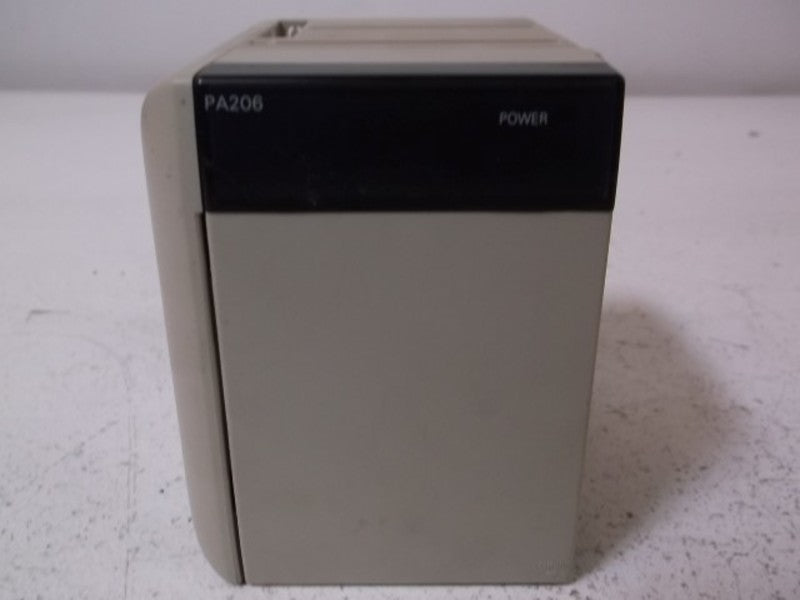 OMRON CQM1-PA206 POWER SUPPLY * USED *