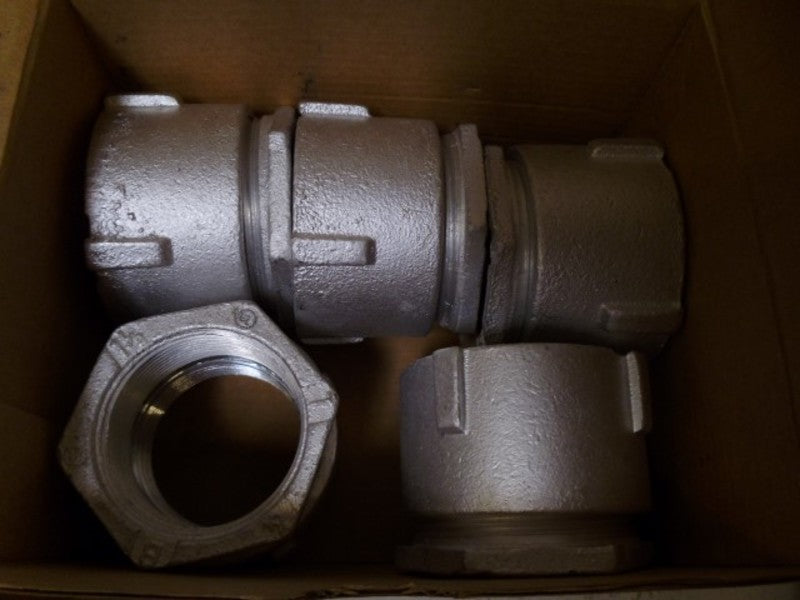LOT OF 5 THOMAS & BETTS 679AL 1-1/2" ERICKSON COUPLING *NEW IN BOX*