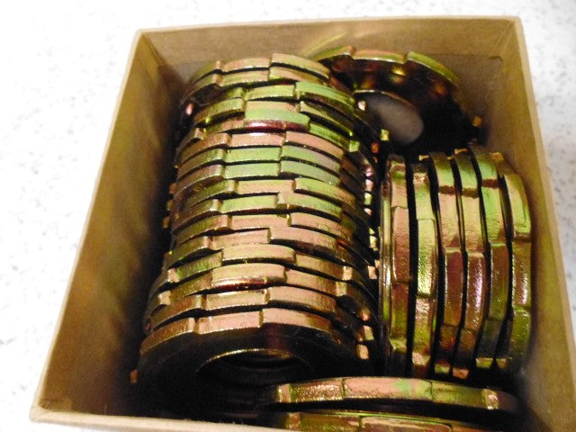 LOT OF 25 RH GREEN 42-N REDUCING LOCKNUT 1-1/4" - 3/4" *NEW IN BOX*