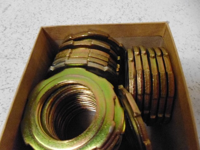 LOT OF 25 RH GREEN 43-N REDUCING LOCKNUT 1-1/4" - 1" *NEW IN BOX*