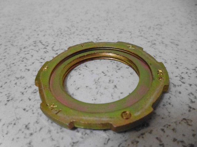 LOT OF 25 RH GREEN 43-N REDUCING LOCKNUT 1-1/4" - 1" *NEW IN BOX*