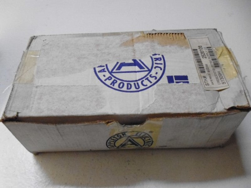 LOT OF 2 APPLETON HUB-150 1-1/2" MALL IRON CONDUIT HUBS *NEW IN BOX*