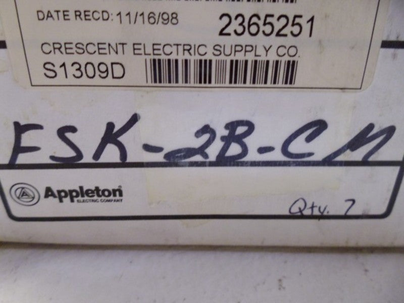 LOT OF 7 APPLETON FSK-2B-CM CAST DEVICE BOX COVER *NEW IN BOX*