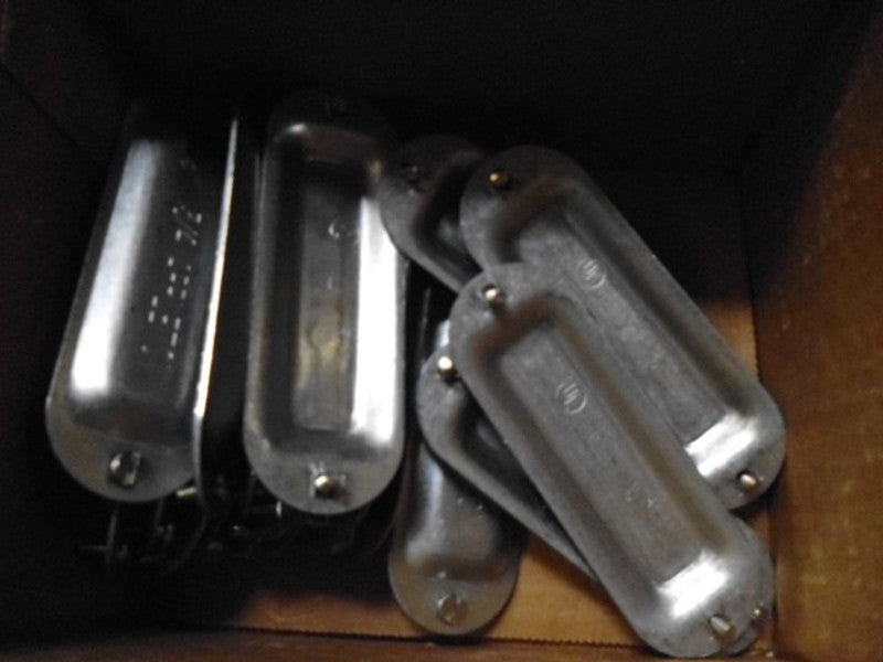 LOT OF 20 EGS K75 3/4" UNILET COVER *NEW IN BOX*