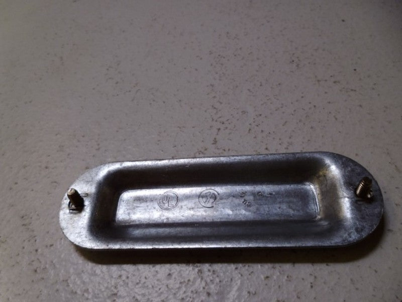 LOT OF 20 EGS K75 3/4" UNILET COVER *NEW IN BOX*