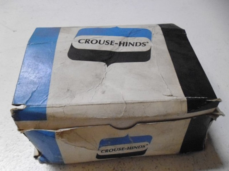 LOT OF 10 CROUSE-HINDS 570 1-1/2" COVER *NEW IN BOX*