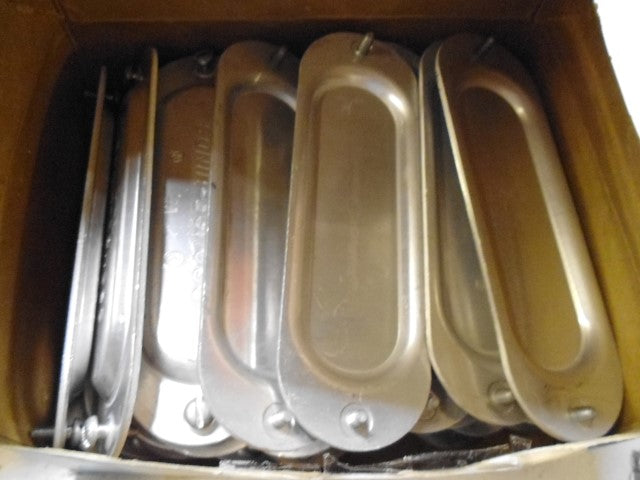 LOT OF 25 CROUSE-HINDS 390 SHEET ALUMINUM COVER *NEW IN BOX*