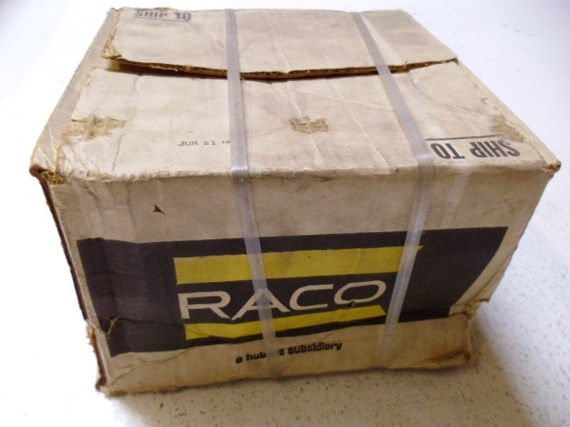 LOT OF 200 RACO 2233 3/4" TWO HOLE RIGID STRAP *NEW IN BOX*