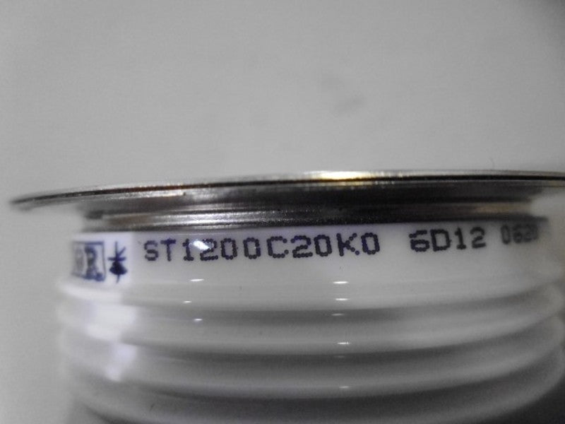 LOT OF 2 INTERNATIONAL RECTIFIER ST1200C20K0 THYRISTOR *NEW IN BOX*