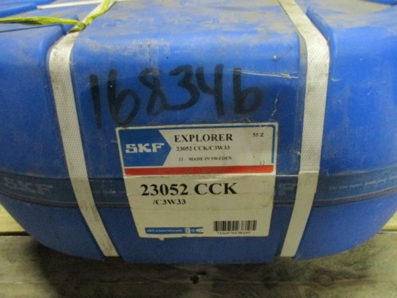 SKF EXPLORER 23052 CCK/C3W33 SPHERICAL ROLLER BEARING * FACTORY SEALED *